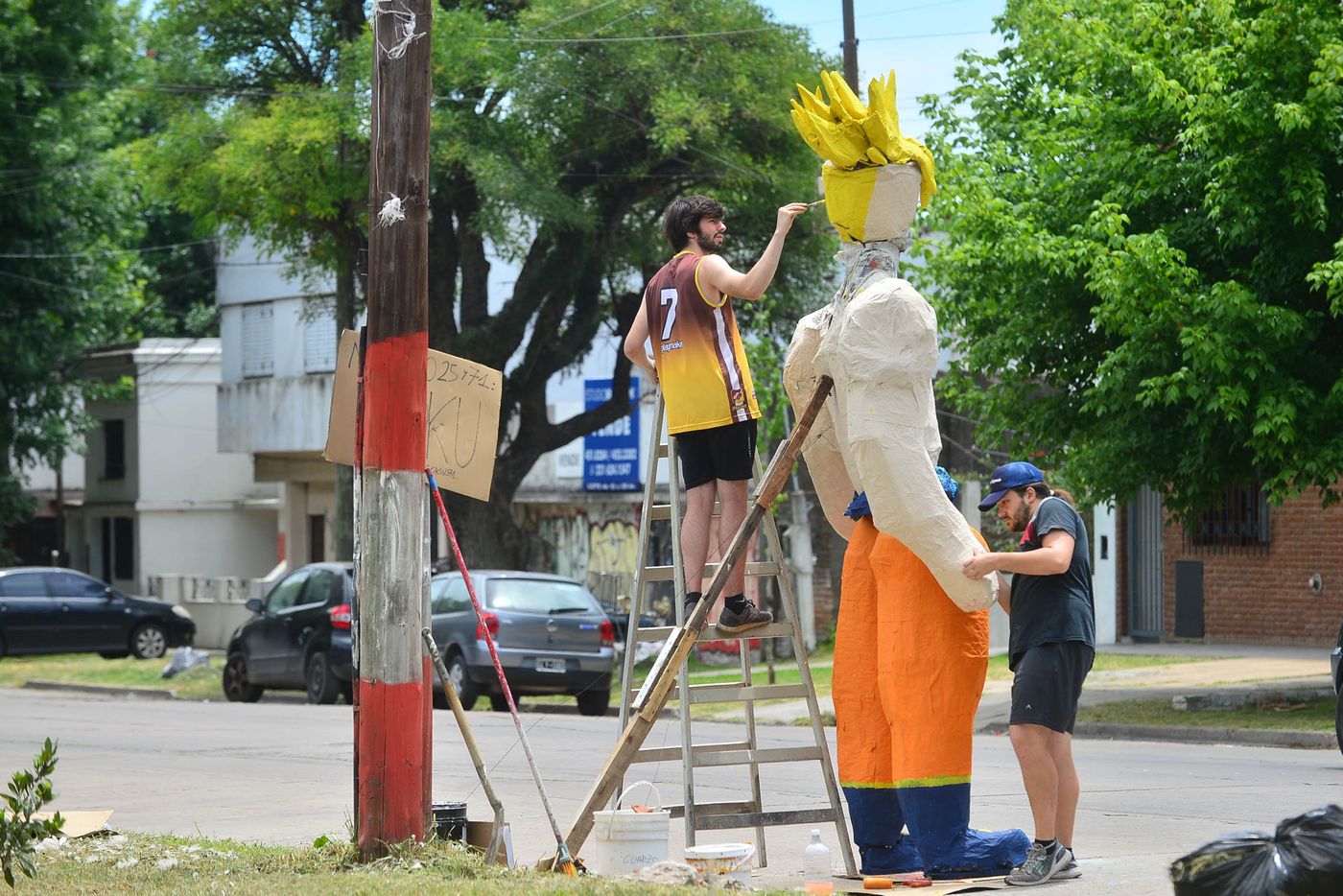 Los muñequeros rechazaron mover los muñecos a Circunvalación por considerarlo inviable