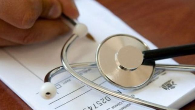 las prepagas vuelven a aumentar en septiembre y volverian a hacerlo a fin de ano