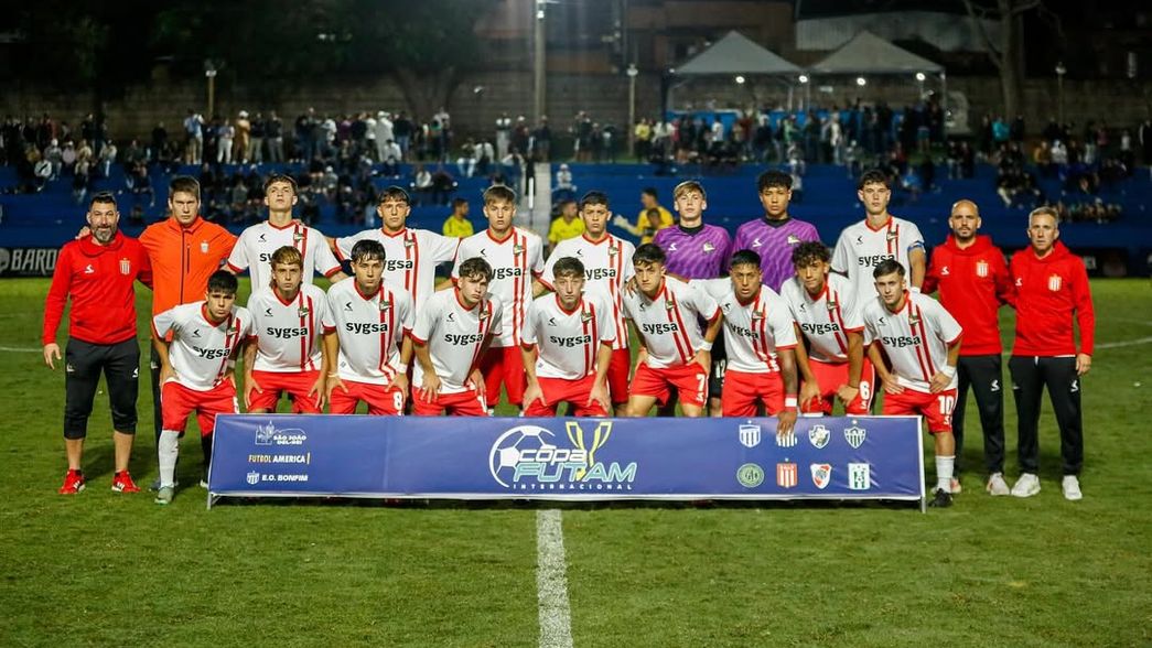 Estudiantes bajó a un candidato en un prestigioso torneo internacional y ahora va por otro histórico de Brasil