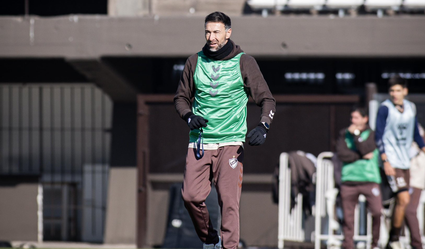 El Kily Gonz&aacute;lez est&aacute; en duda a dos semanas del duelo entre Platense y Gimnasia