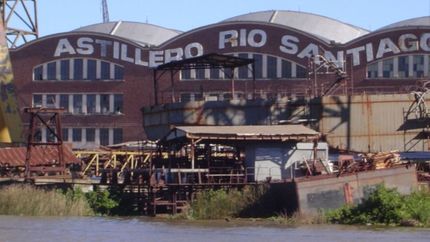 Luego de la promesa de Maduro, técnicos venezolanos recorrieron el Astillero Río Santiago