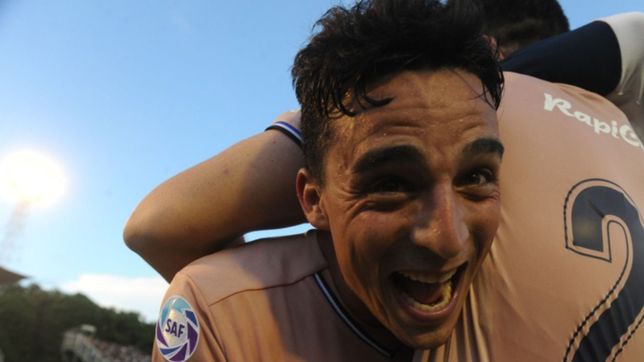 el lobo se hizo grande de local, le gano a boca y volvio a la victoria en el bosque