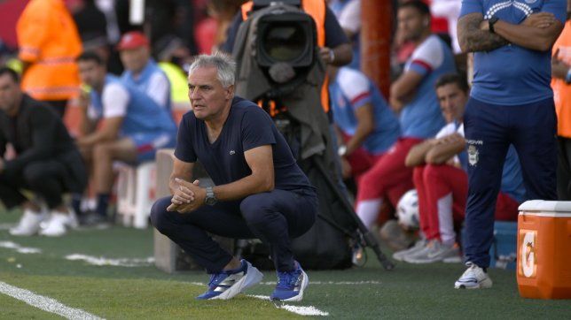 ¿se va?: leonardo madelon esta cuestionado y su futuro en gimnasia esta en duda