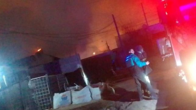 llegaron a berisso desde el sur, sufrieron un incendio y perdieron la casa en 20 minutos
