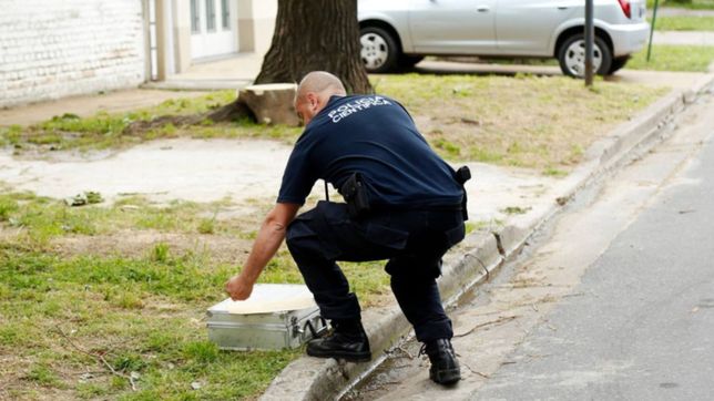 terror en la plata: se robaron sus celulares, fueron a recuperarlos y los atacaron a tiros