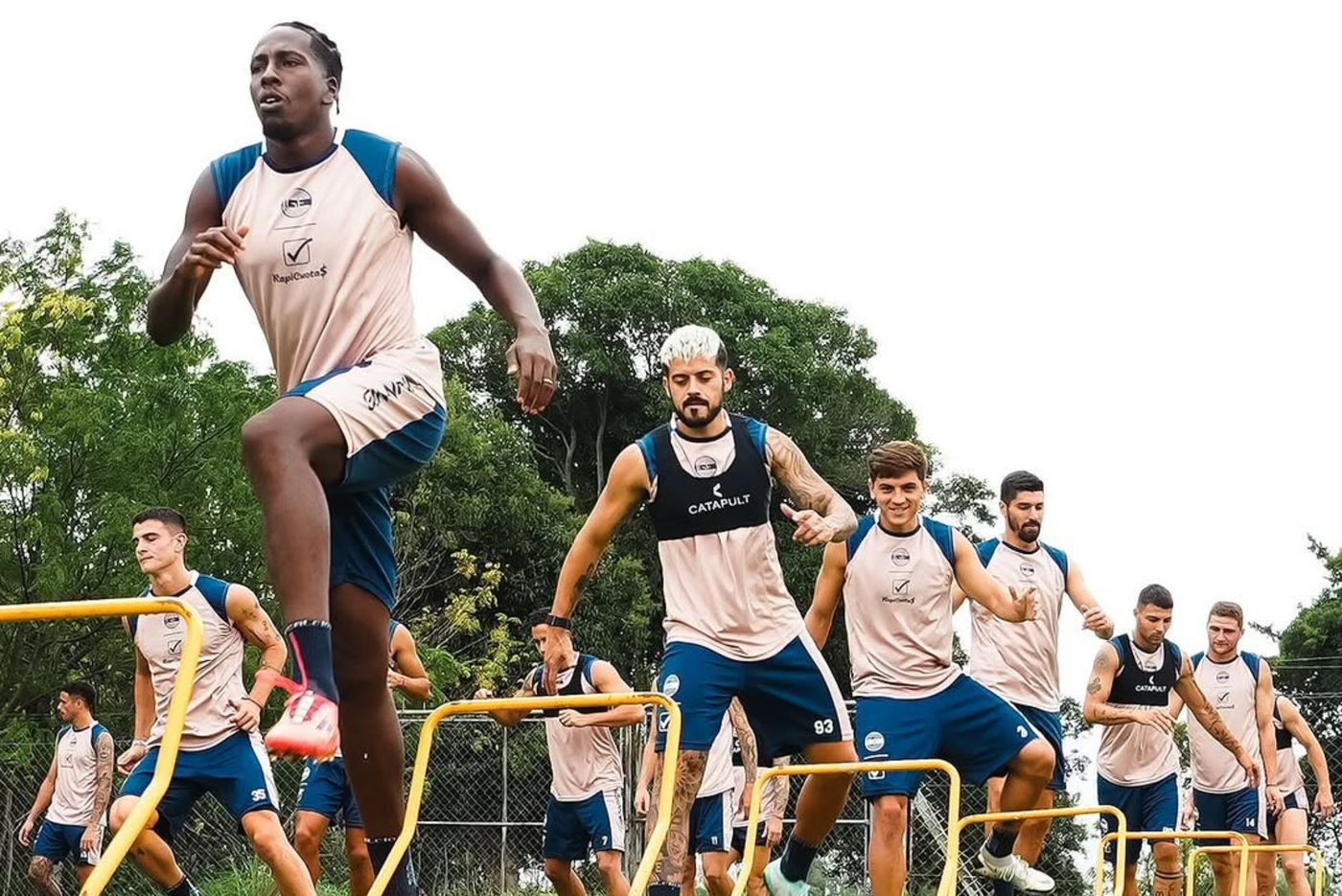 Entrenamiento Gimnasia Hurtado Moreno.jpg