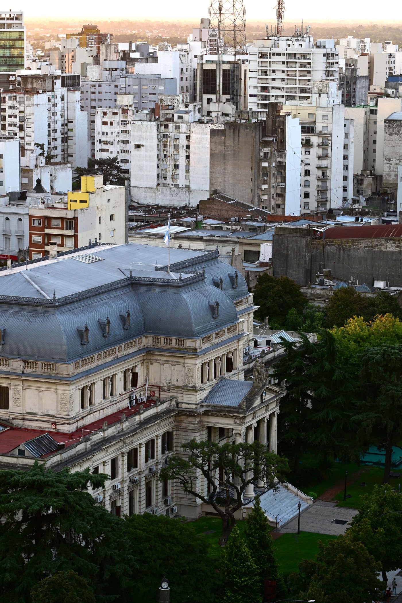 La decisión sobre el desdoblamiento de las elecciones se definirá en la Legislatura.