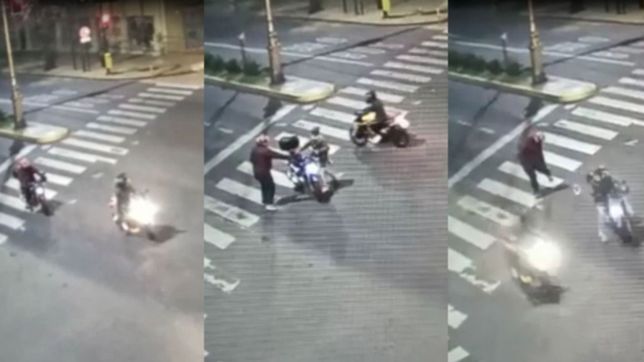 video: asi balearon a un repartidor en la plata que se resistio a que le robaran la moto