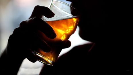 Ya rige el nuevo esquema de horarios para la venta de bebidas alcohólicas en la provincia Ya rige el nuevo esquema de horarios para la venta de bebidas alcohólicas en la provincia