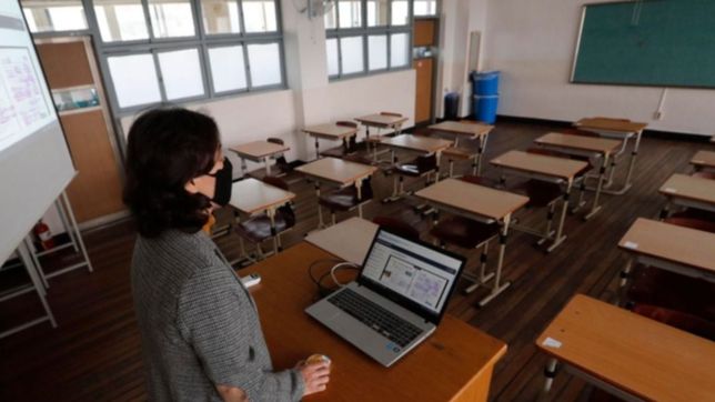 ¿como es el protocolo que elevara kicillof a nacion para empezar la vuelta a clases?