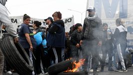 un corte total en la autopista la plata-buenos aires genera demoras en el transito un corte total en la autopista la plata-buenos aires genera demoras en el transito
