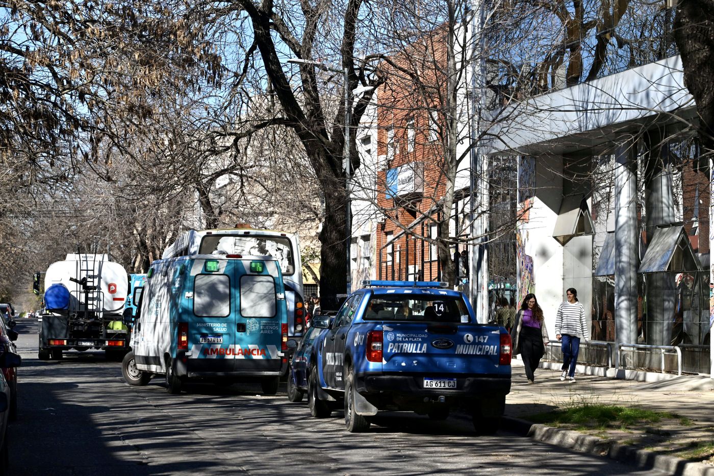 Principio de incendio y evacuación en el Hospital Sbarra (5)