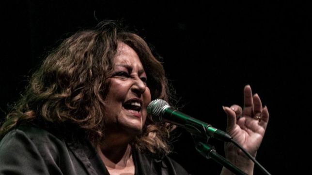 la matriarca de la bossa nova inicia una nueva gira y llega con su musica a la plata