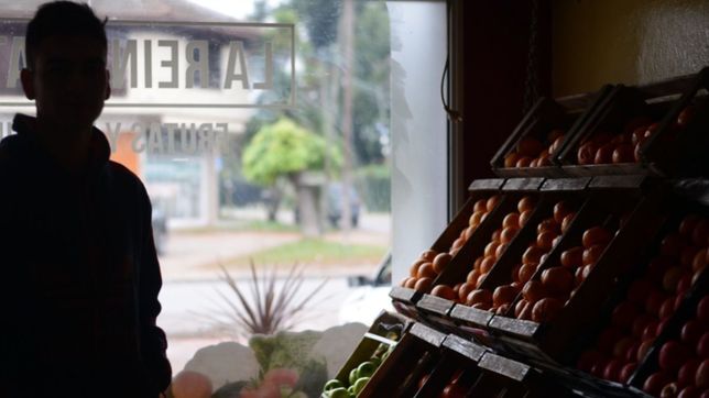 si haces la denuncia, te voy a seguir robando: la grave amenaza de un empleado a un verdulero de la plata