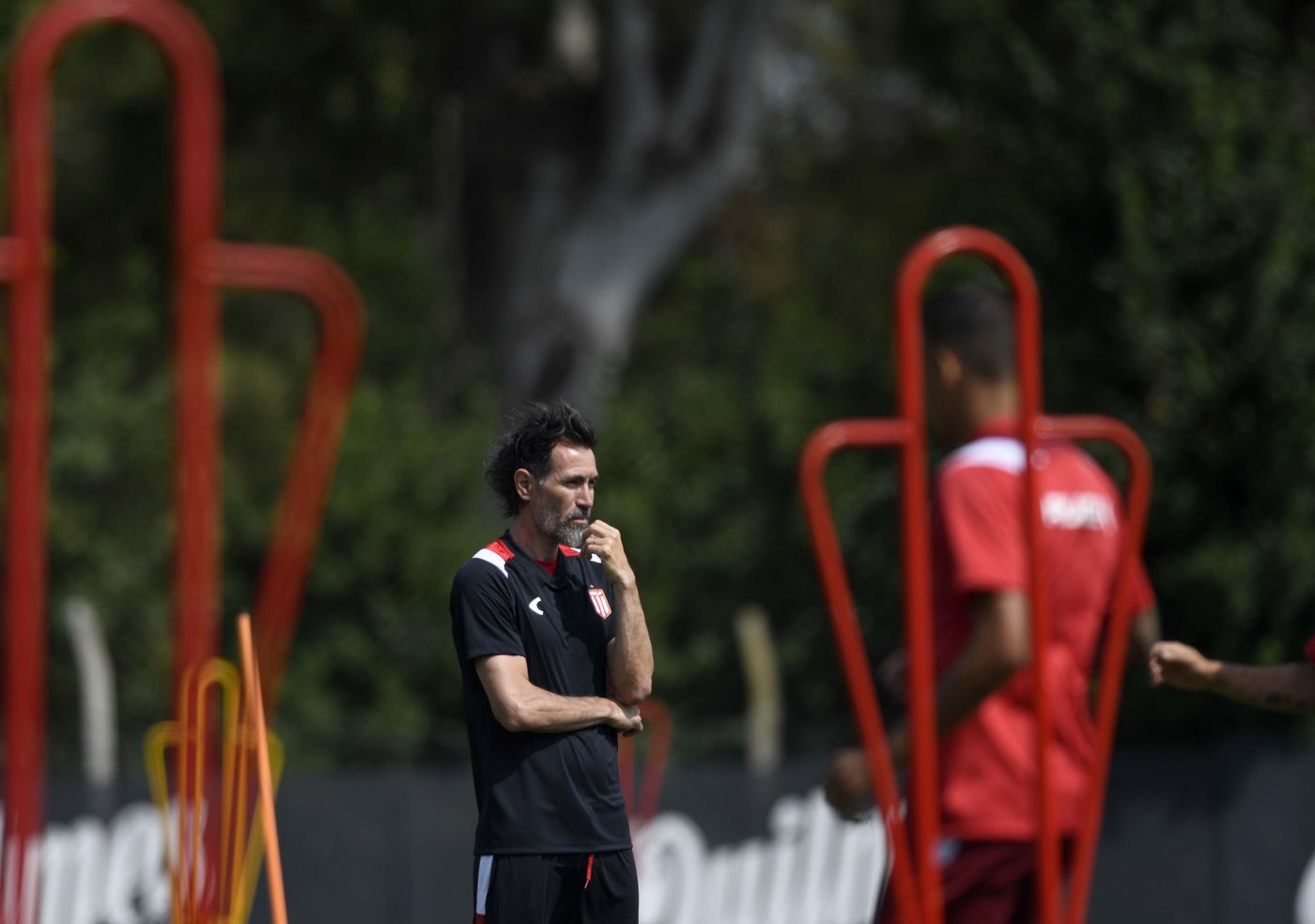 Estudiantes entrenamiento pretemporada Domínguez