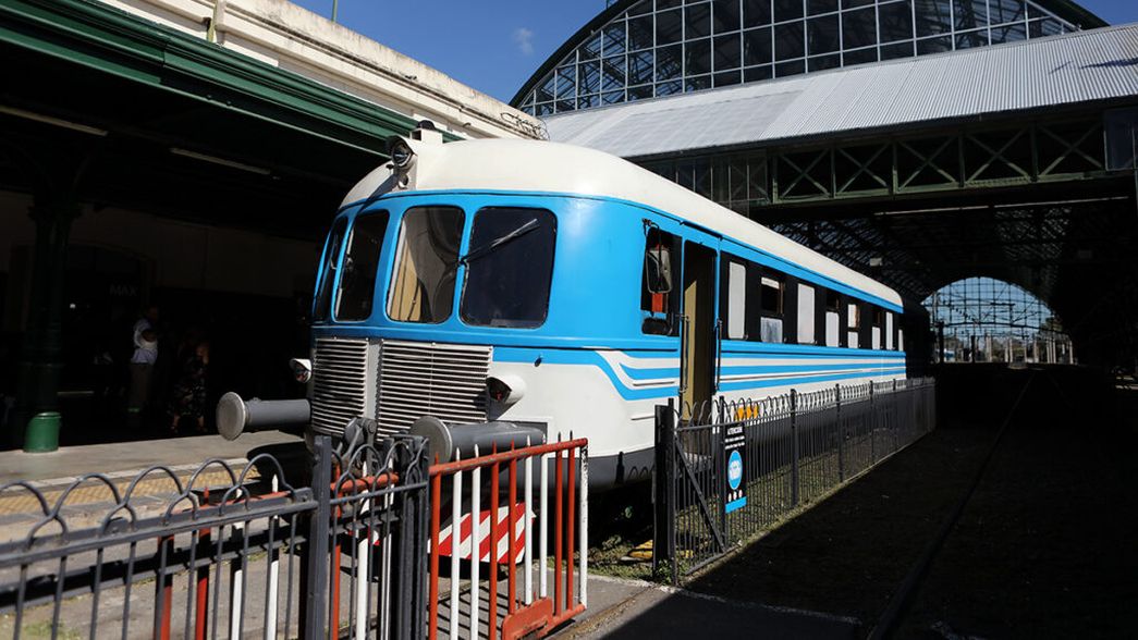 La Provincia y la UNLP buscan electrificar el Tren Univesitario