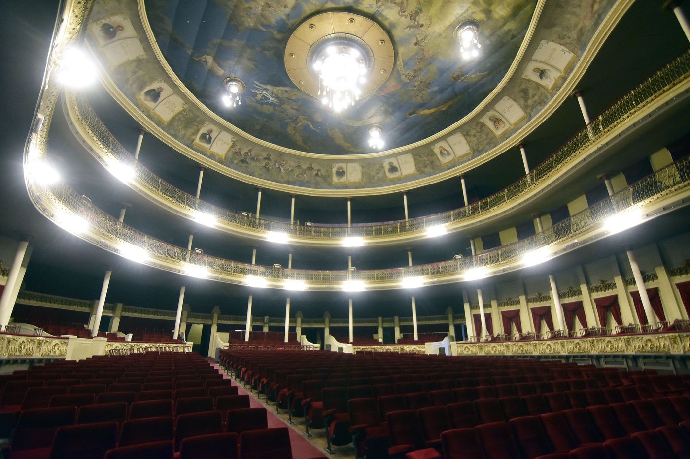 Coliseo Podestá.jpg