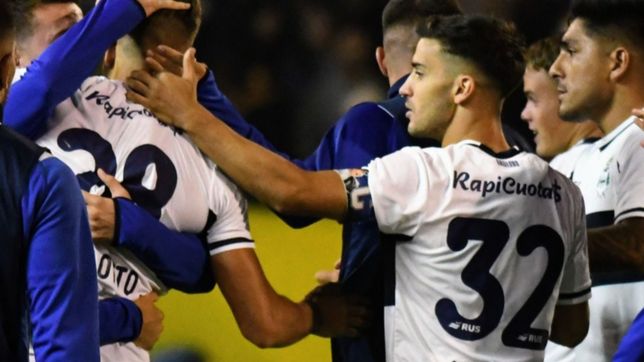 cambiaron el horario de un partido de gimnasia y exploto la polemica