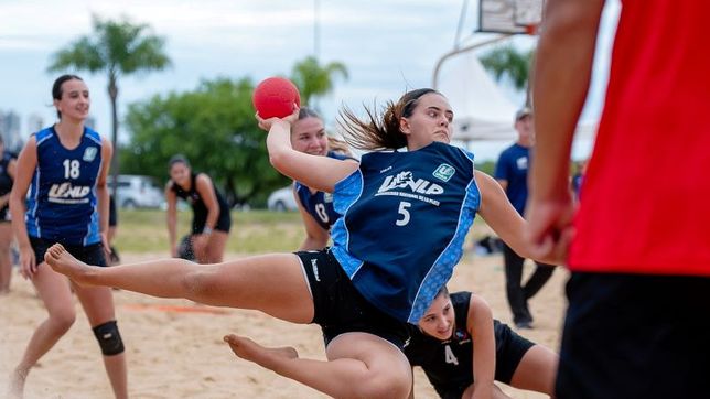 la unlp salio tricampeona de los juegos universitarios de playa