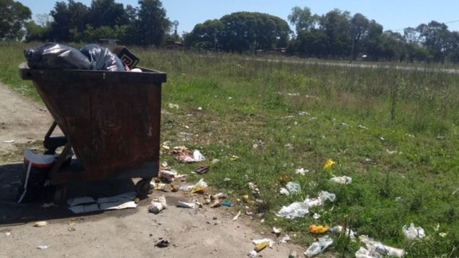vecinos de un barrio de la plata denuncian desidia y abandono