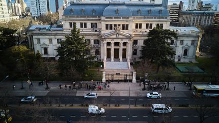 Exigieron explicaciones en la Legislatura por la presencia de asbesto en una escuela de La Plata