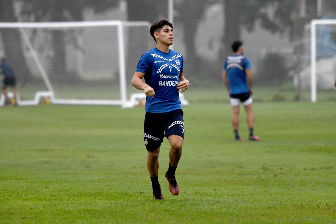 Entrenamiento Gimnasia  Dominguez.jpg
