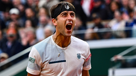 el platense tomas etcheverry se repuso y grito victoria en su debut en roland garros el platense tomas etcheverry se repuso y grito victoria en su debut en roland garros
