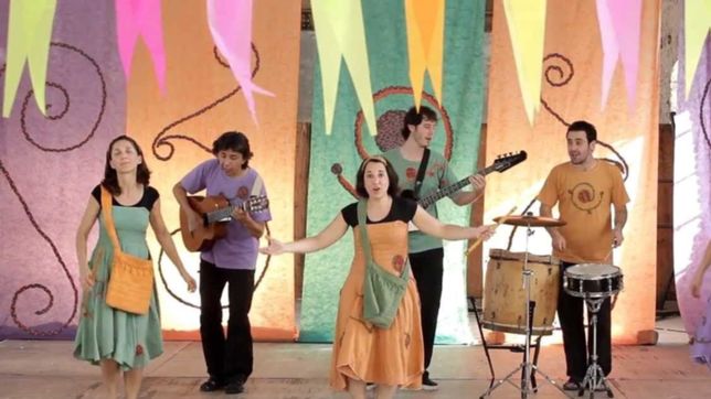 sabado atr en la plata: festival de yoga, food fest, bandas, cine y mucho mas