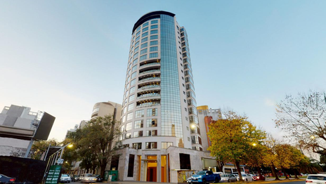 Verón puso en venta el exclusivo departamento en el que vivió en pleno centro