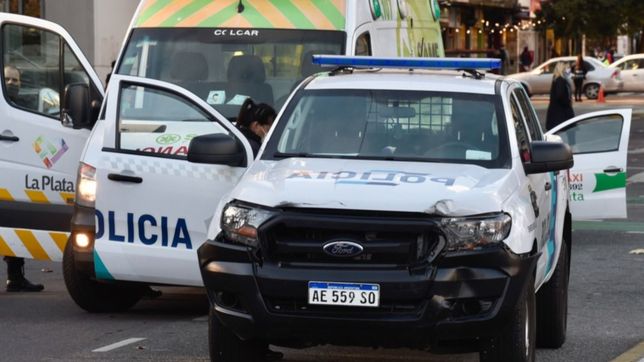 un hombre aparecio muerto de un escopetazo y detuvieron a su pareja