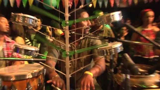 martes de clasicos y novedades: juglares, carinhosos da garrafa, duo sardo y festival rec