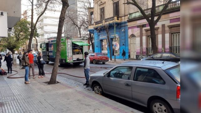 alerta por un principio de incendio en un edificio en pleno centro de la plata
