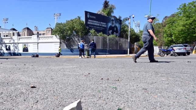 el dia despues en el bosque: juntaron 400 cartuchos de escopeta cerca del estadio