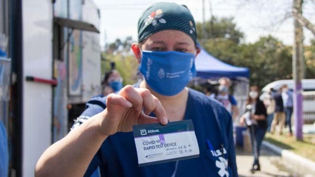 presentaron un test de antigenos que permite detectar casos de covid-19 en solo 15 minutos