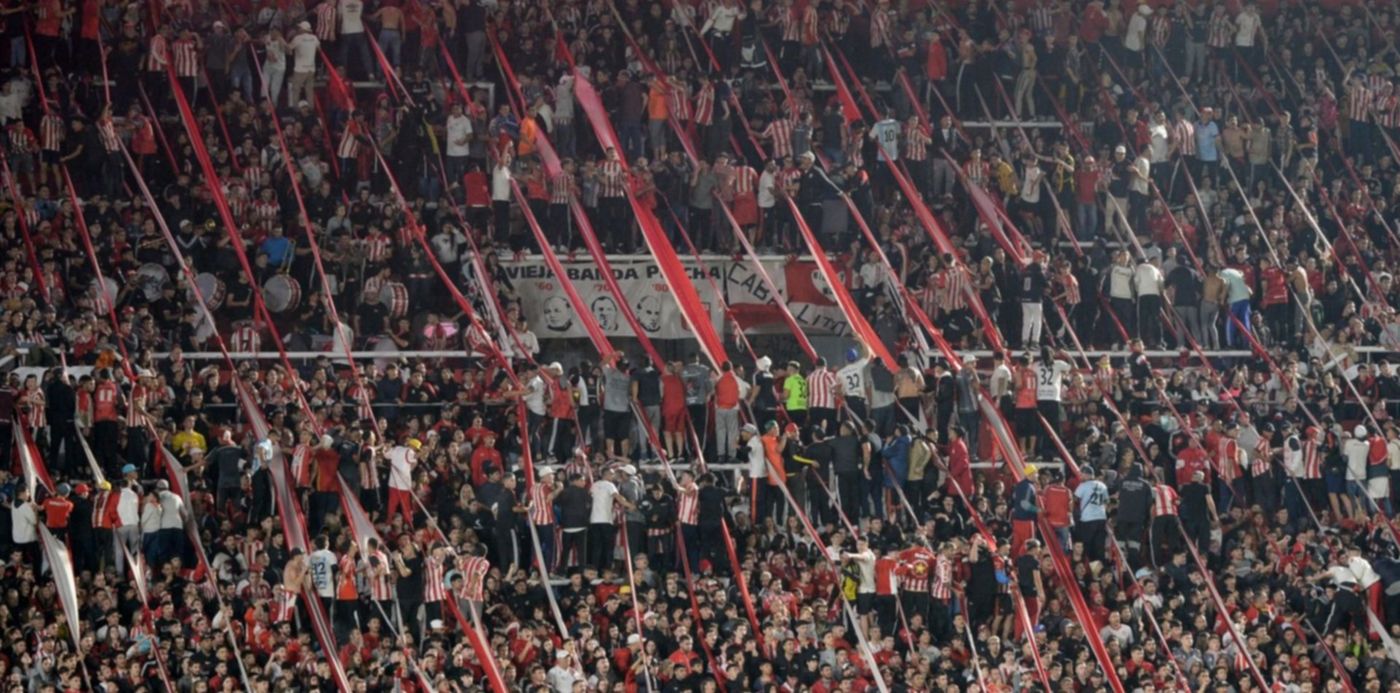 Hinchada Estudiantes