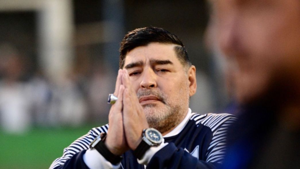 Maradona, el árbol que no deja ver el Bosque de la realidad de Gimnasia