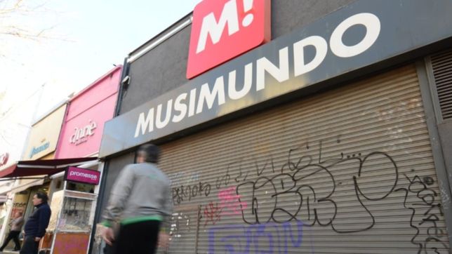 musimundo cerro sus dos locales en la plata