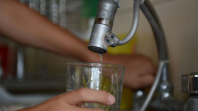 vandalizaron una perforacion de agua y afectaron el servicio en un barrio de la plata