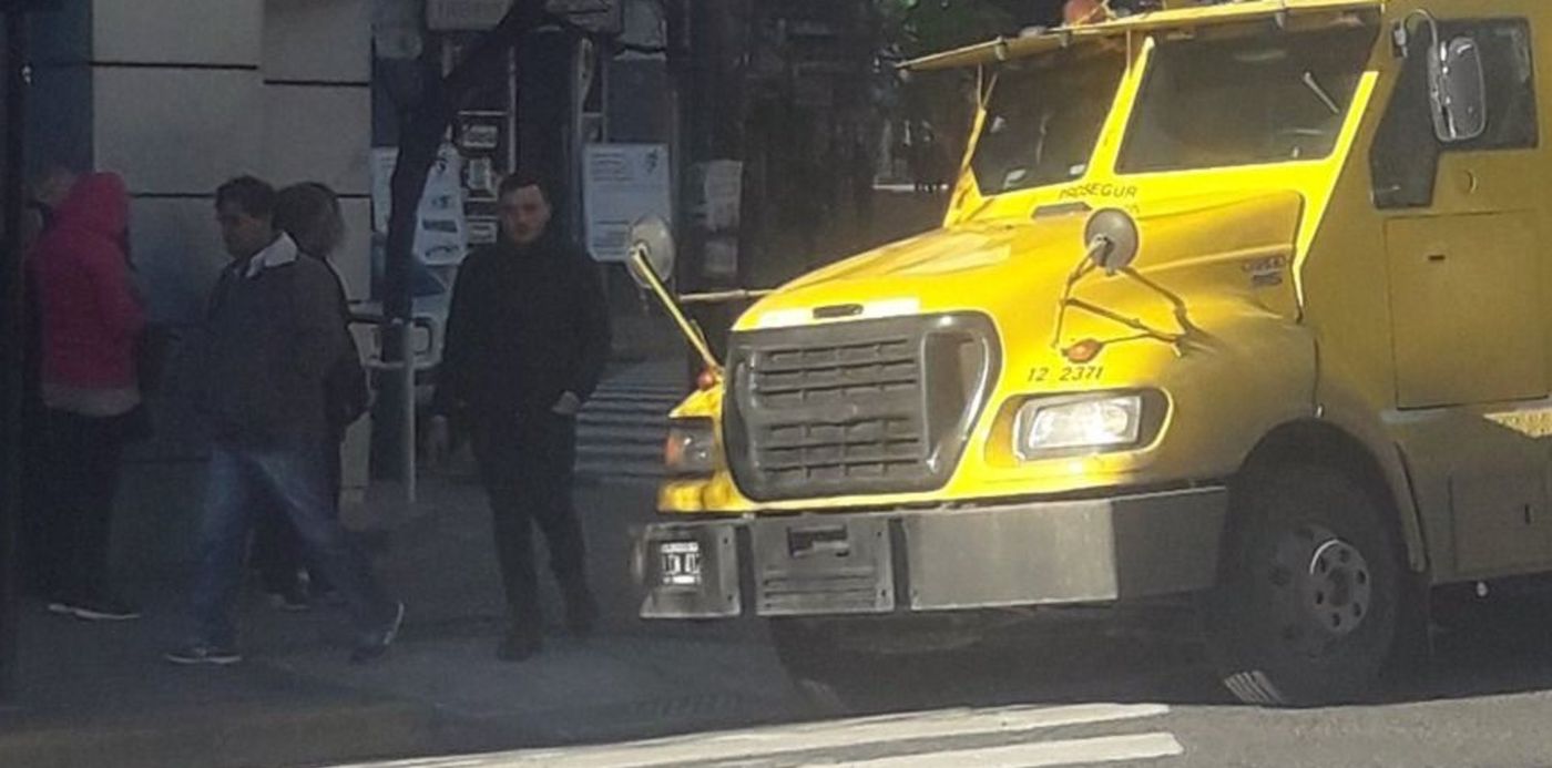 1532959243957.jpg?rotate=0&ow=899&oh=506&y=70&width=869&height=435&x=26&scaleX=1&scaleY=1&&cw=1920&ch=950