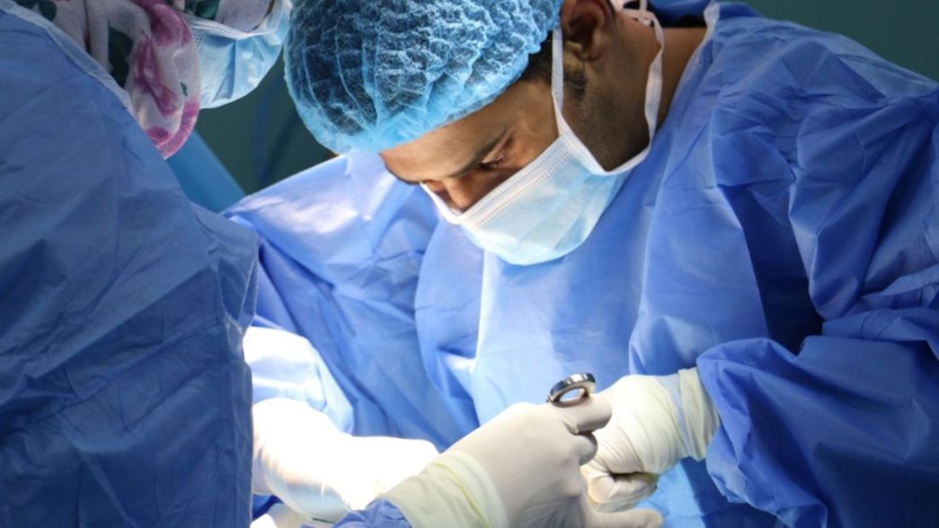 Profesionales, sueldos e incentivos: expertos explican la crisis de la Salud en La Plata