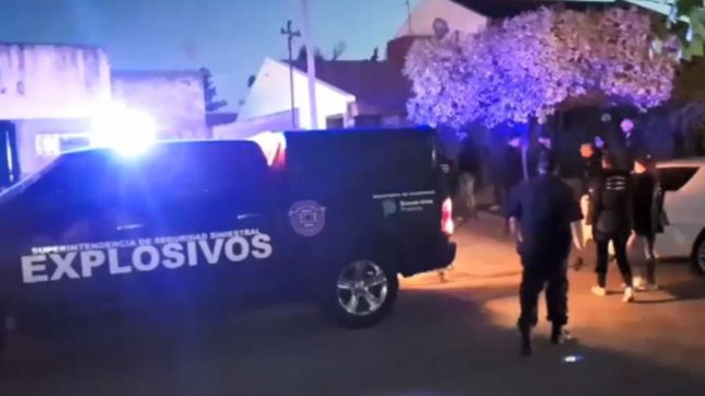 video: asi fue el operativo en la casa del alumno acusado por las amenazas en el normal 1