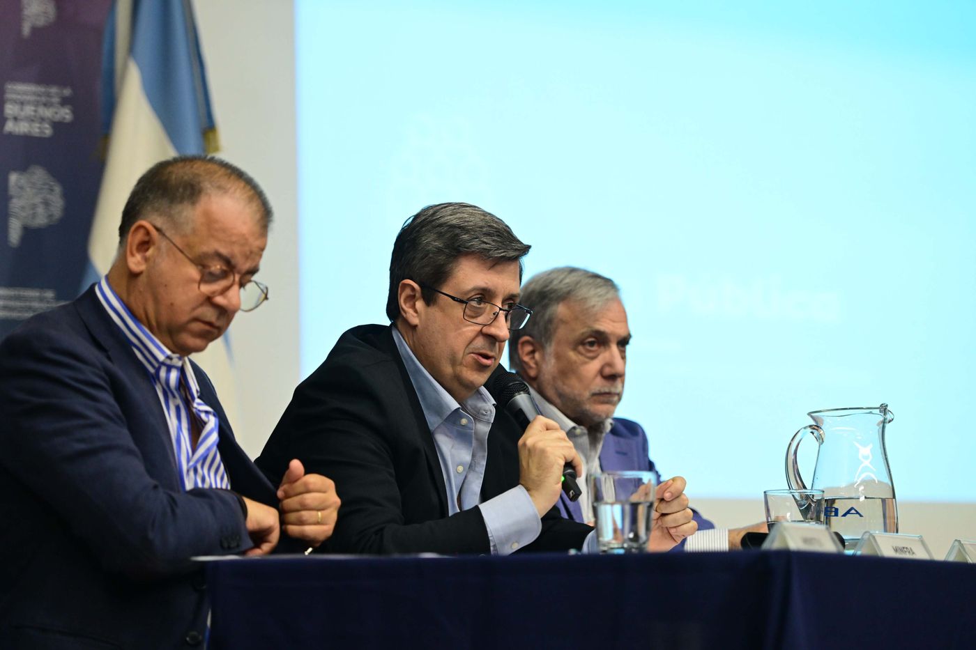 Audiencia pública por el aumento del agua ABSA (4)