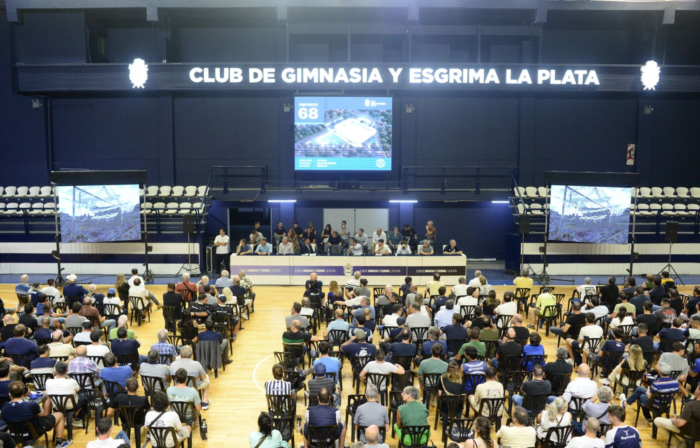 Asamblea Gimnasia Bosque (6).jpeg