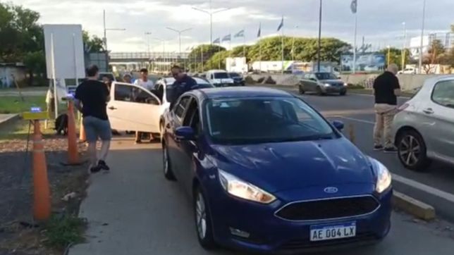 un automovilista resulto herido tras un ataque a piedrazos en la bajada de la autopista