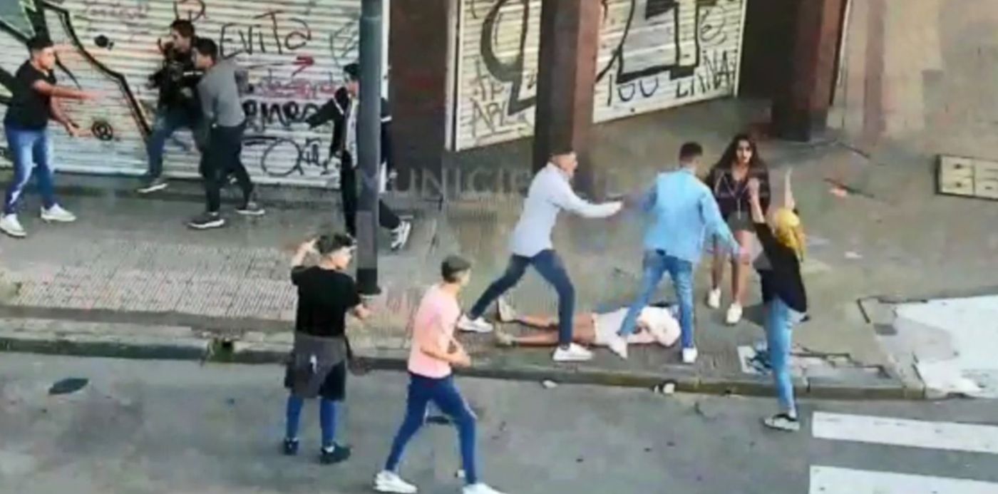 1582572734615.jpg?scaleX=1&scaleY=1&ow=1500&x=10&y=42&width=1485&height=743&rotate=0&oh=792&&cw=1920&ch=950