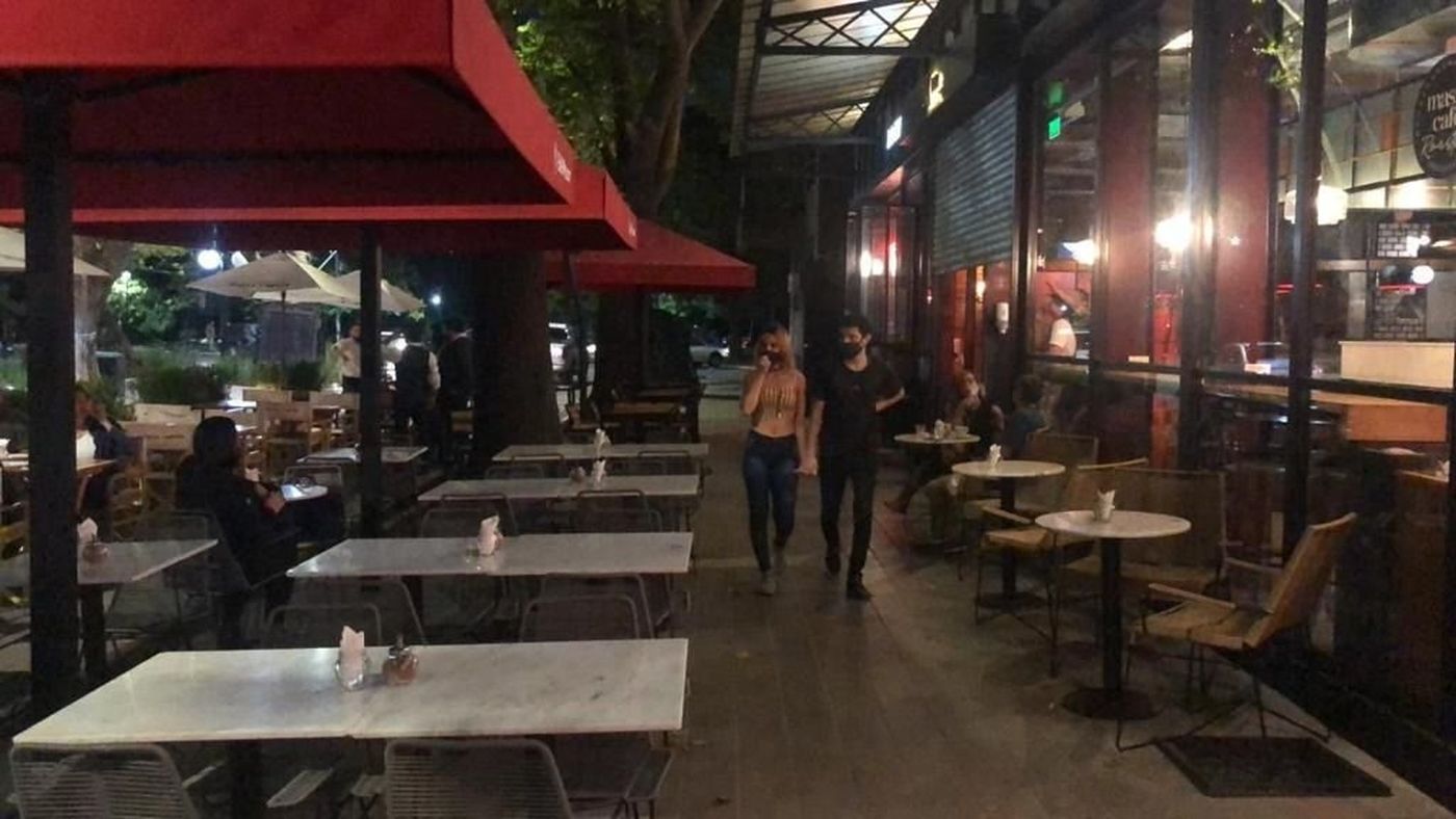 Cierre negocios comercios locales toque de queda