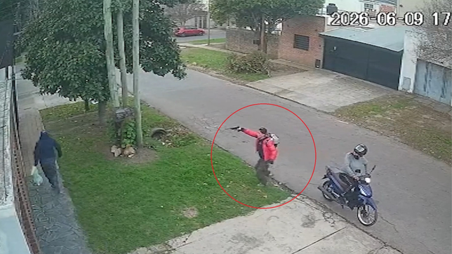 motochorros armados causaron terror en san carlos, quedaron filmados y los buscan