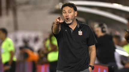 ¿Cómo le fue a Gabriel Milito en Estudiantes? el DT que Juan Román Riquelme quiere para Boca