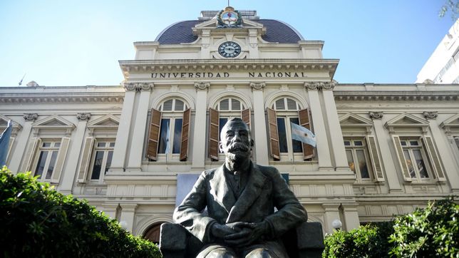 ¿quienes son los 17 decanos de la unlp que fueron elegidos para asumir mandato hasta 2030?