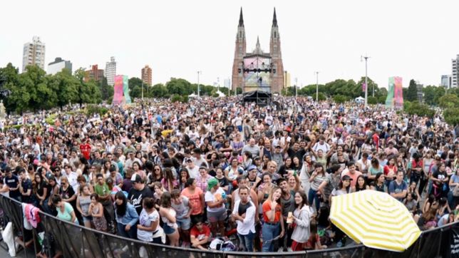 bandas en vivo, peatonales y circuitos gastronomicos: asi sera el aniversario de la plata